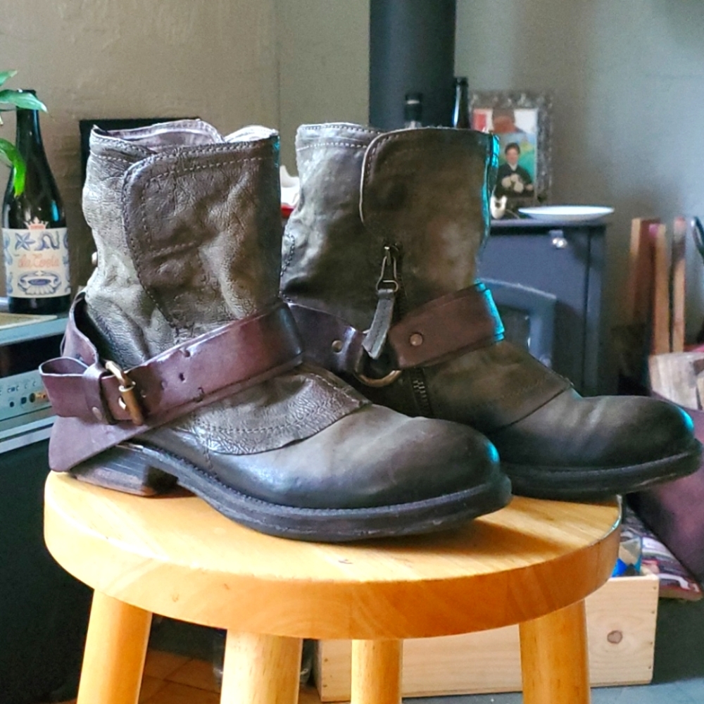A.S. 98 Boots 39 ( 8.5 US )